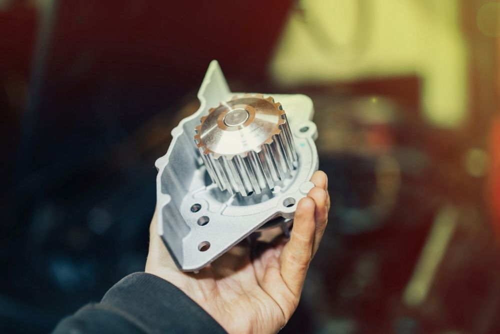 Signs the Water Pump in My Rolls Royce Is Going Bad